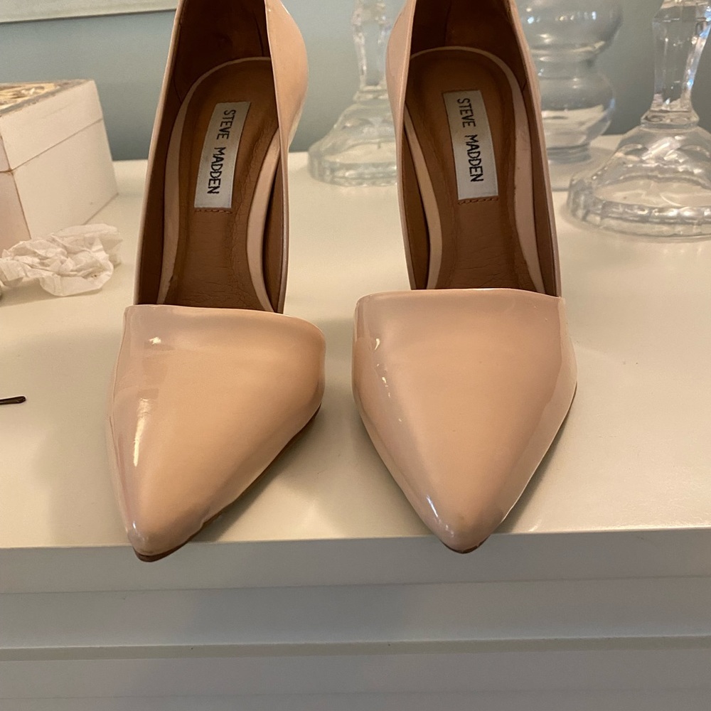 Steve Madden nude frenzy heels. Worn once. Size 7.5